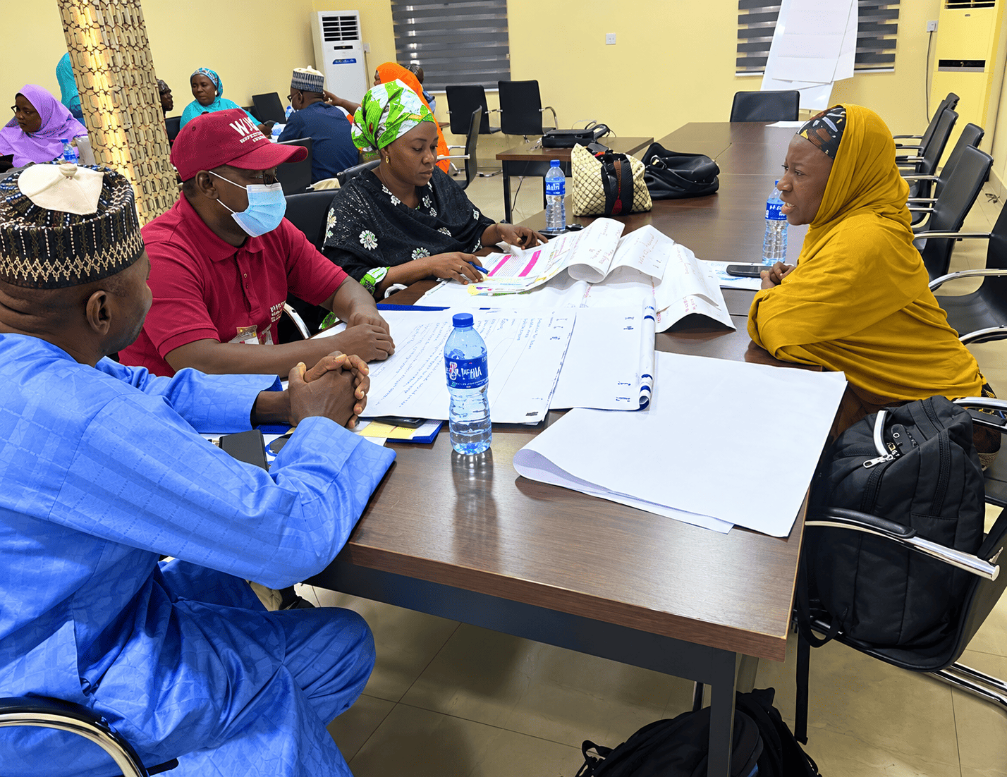 collaborative meeting around the conference table (1)